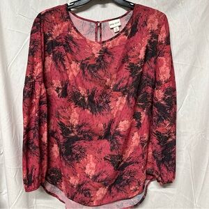 Ava & Viv Women's Red and Black Patterned Blouse